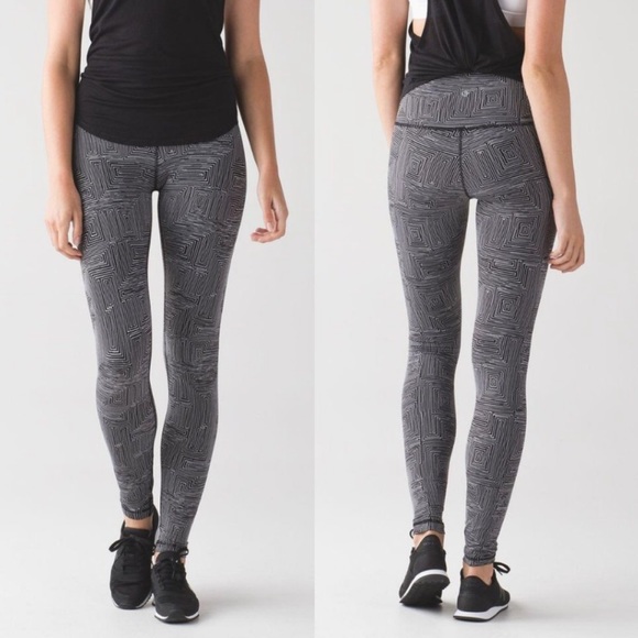 lululemon athletica Pants - Lululemon Maze Jacquard Wunder Under Leggings Size 6